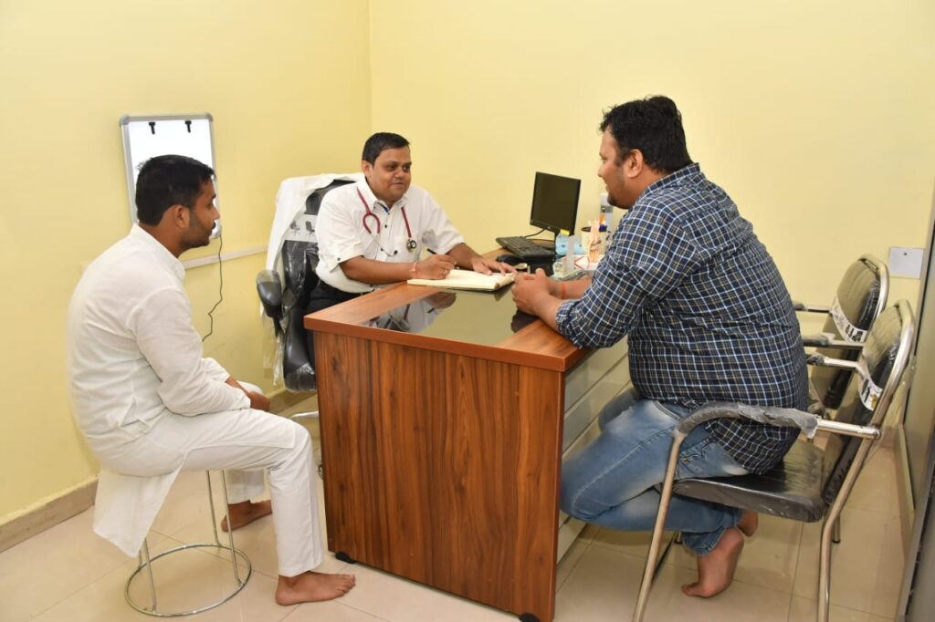 Best Physiotherapist in Kanpur Dr Sharad Gupta