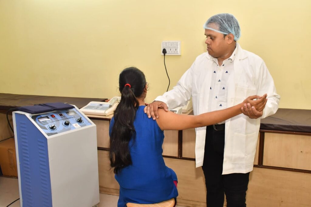 Best Physiotherapist in Kanpur Dr Sharad Gupta