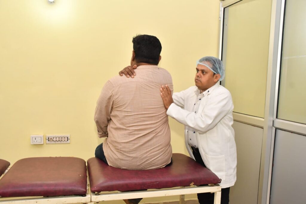 Muscles Specialist Doctor in Kanpur | Dr. Sharad Gupta