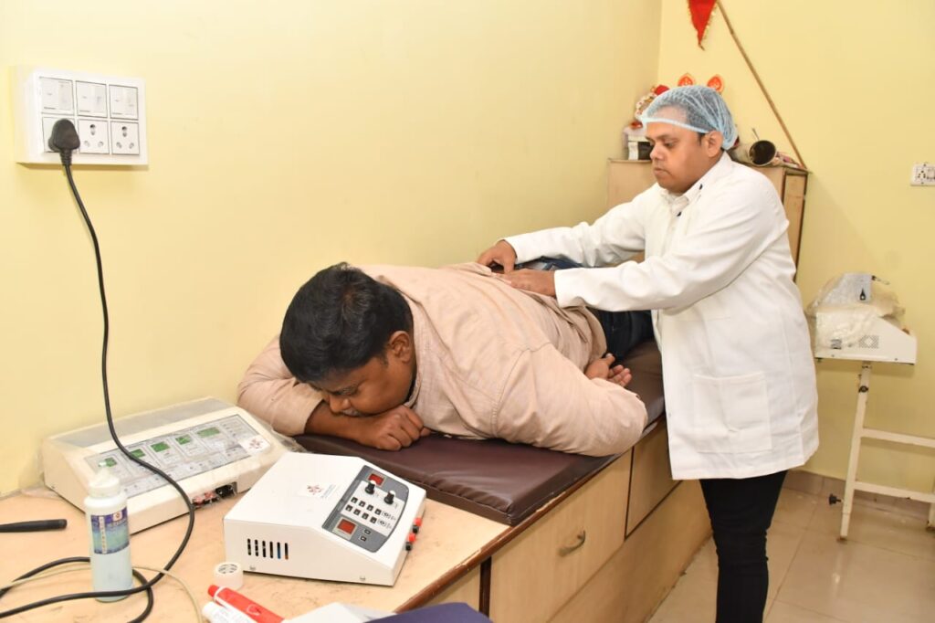 Dr. Sharad Gupta: Back Pain Doctor in Kanpur